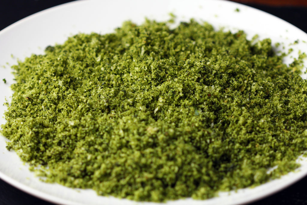 Bright Green Basil Crust for lamb rack