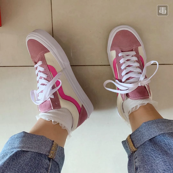 pink vans style