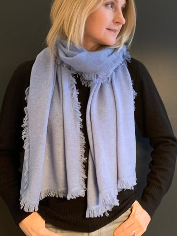 Van Kukil cashmere blue scarf