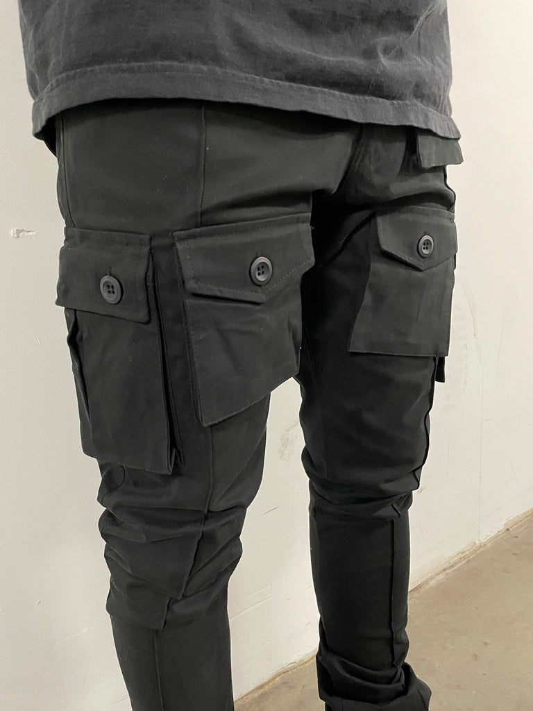 Buy Mens Black Cargo Pants for Men Online at Bewakoof