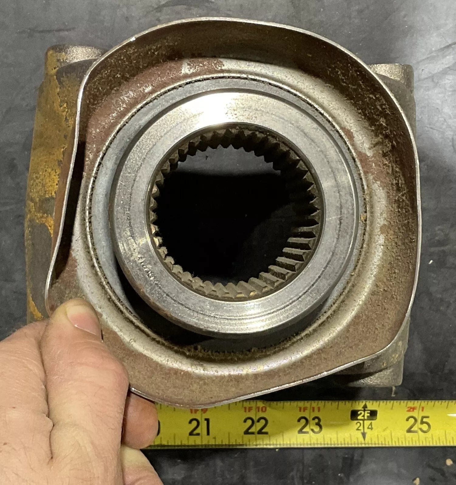 (NOS) Meritor 17NYS32100 - END YOKE