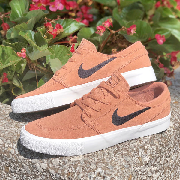 nike sb rose gold