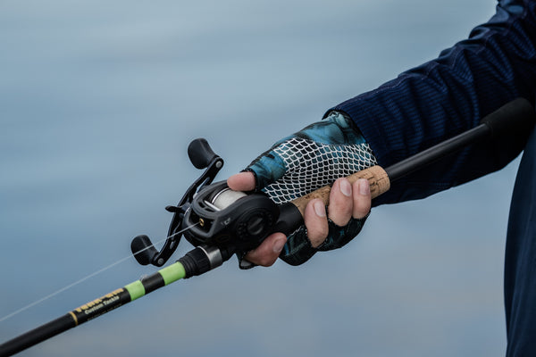 Back to Basics: Baitcaster vs. Spinning Reel – Huk Gear