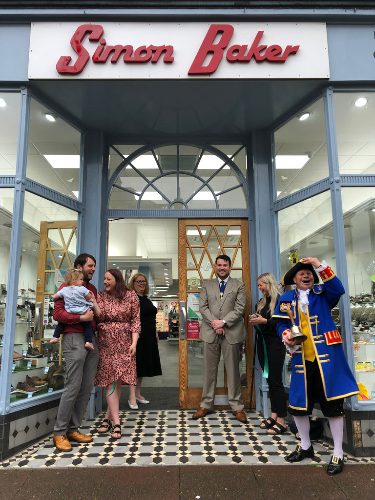 Opening of Simon Baker by elevate your sole in Llandudno.