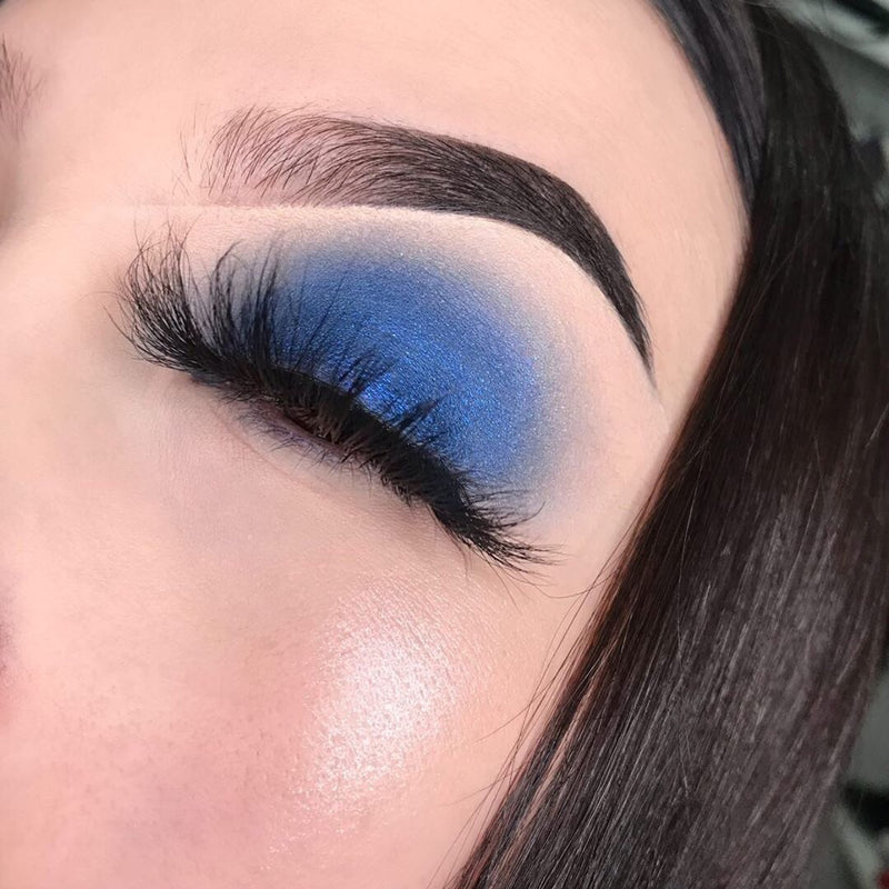 blue pigment eyeshadow