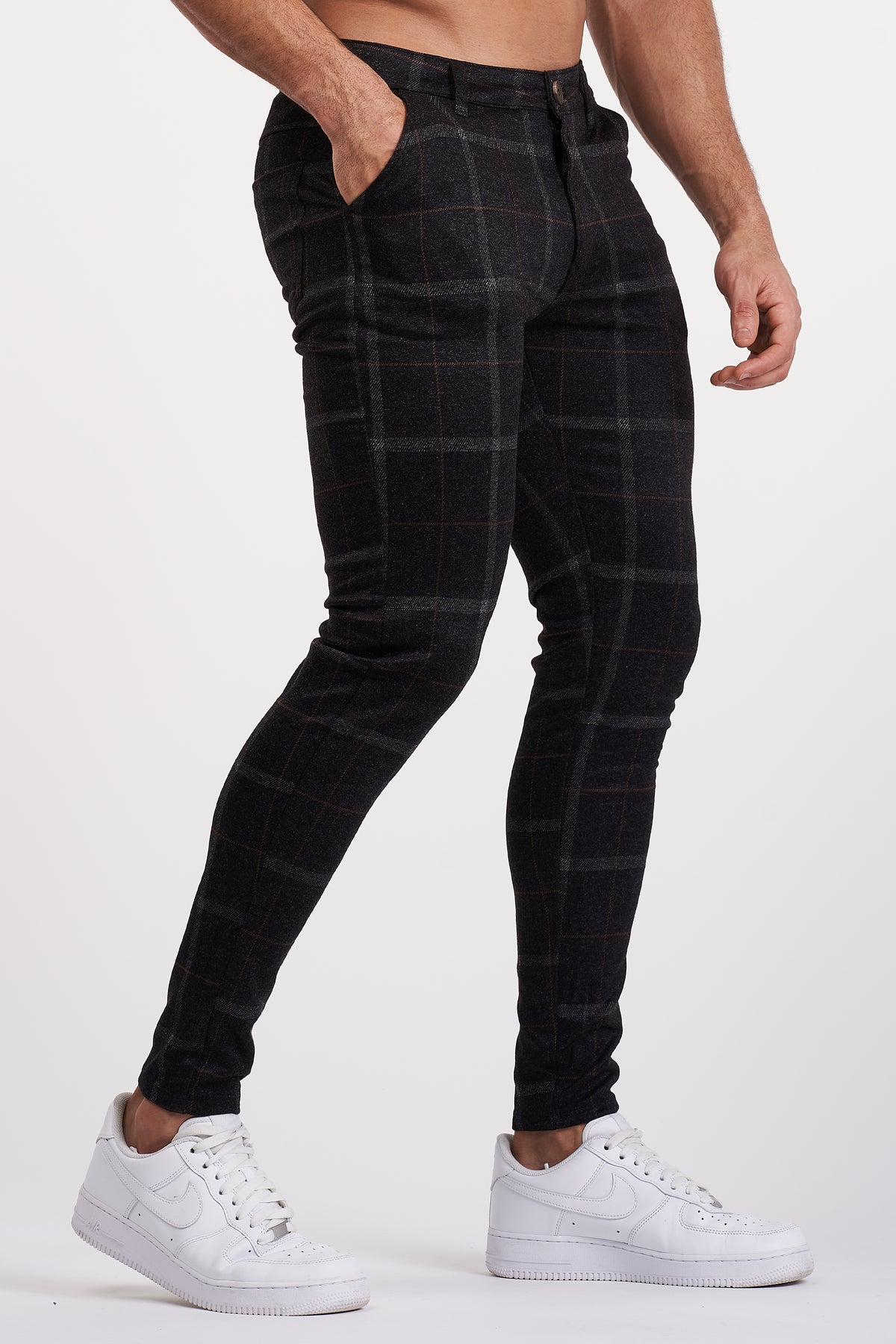 THE IZAYA TROUSERS - BLACK | ICON. AMSTERDAM