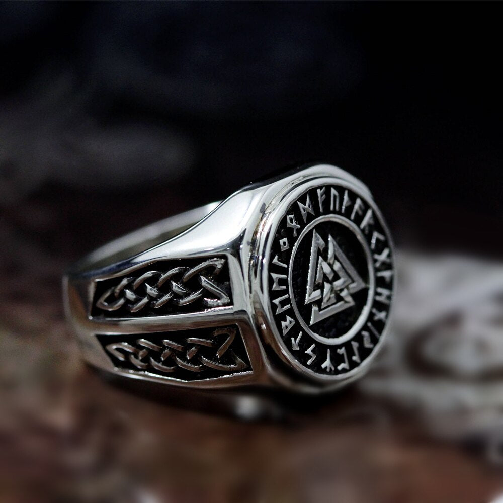 Valknut & Viking Runes Ring – Proud Raven