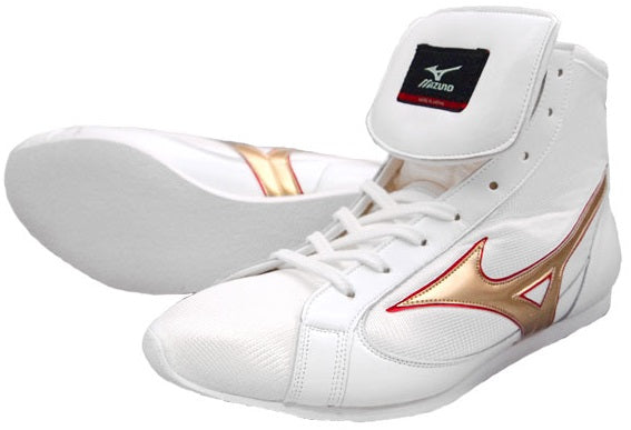gold and white boxing shoes