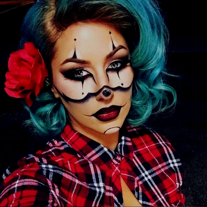 Halloween Instagram Accounts You Need To Follow Right Now – Deckd