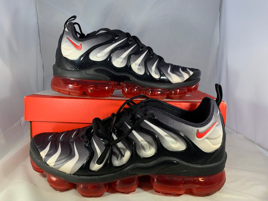 nike air vapormax plus shark