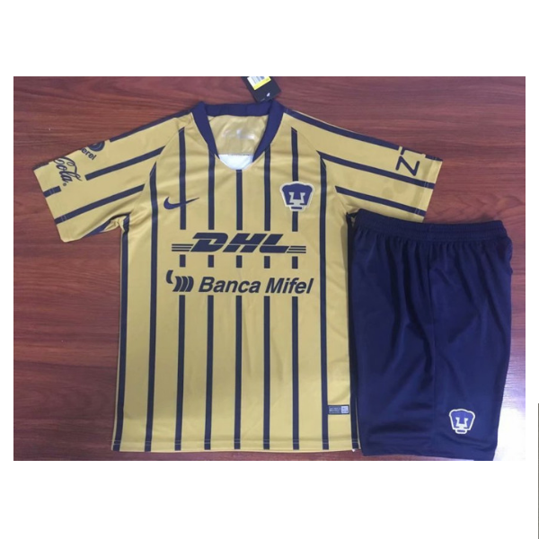 unam away kit