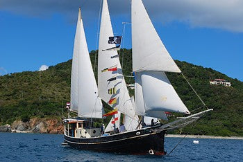 Silver Cloud anchored in Great Harbour JVD