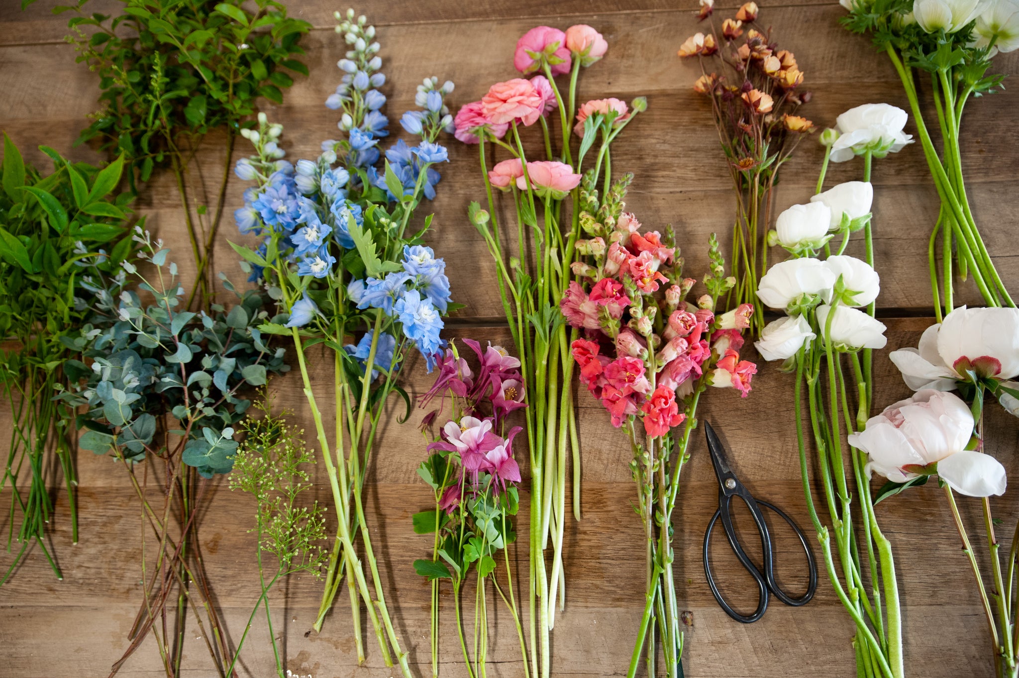 Horticulture :: Landscaping :: Flower arrangement-Dry Flower Arrangement