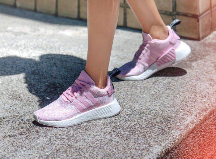 nmd r2 pink and white