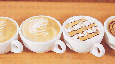 Sırayla yer alan espresso bazlı kahve çeşitleri gösterilmektedir.