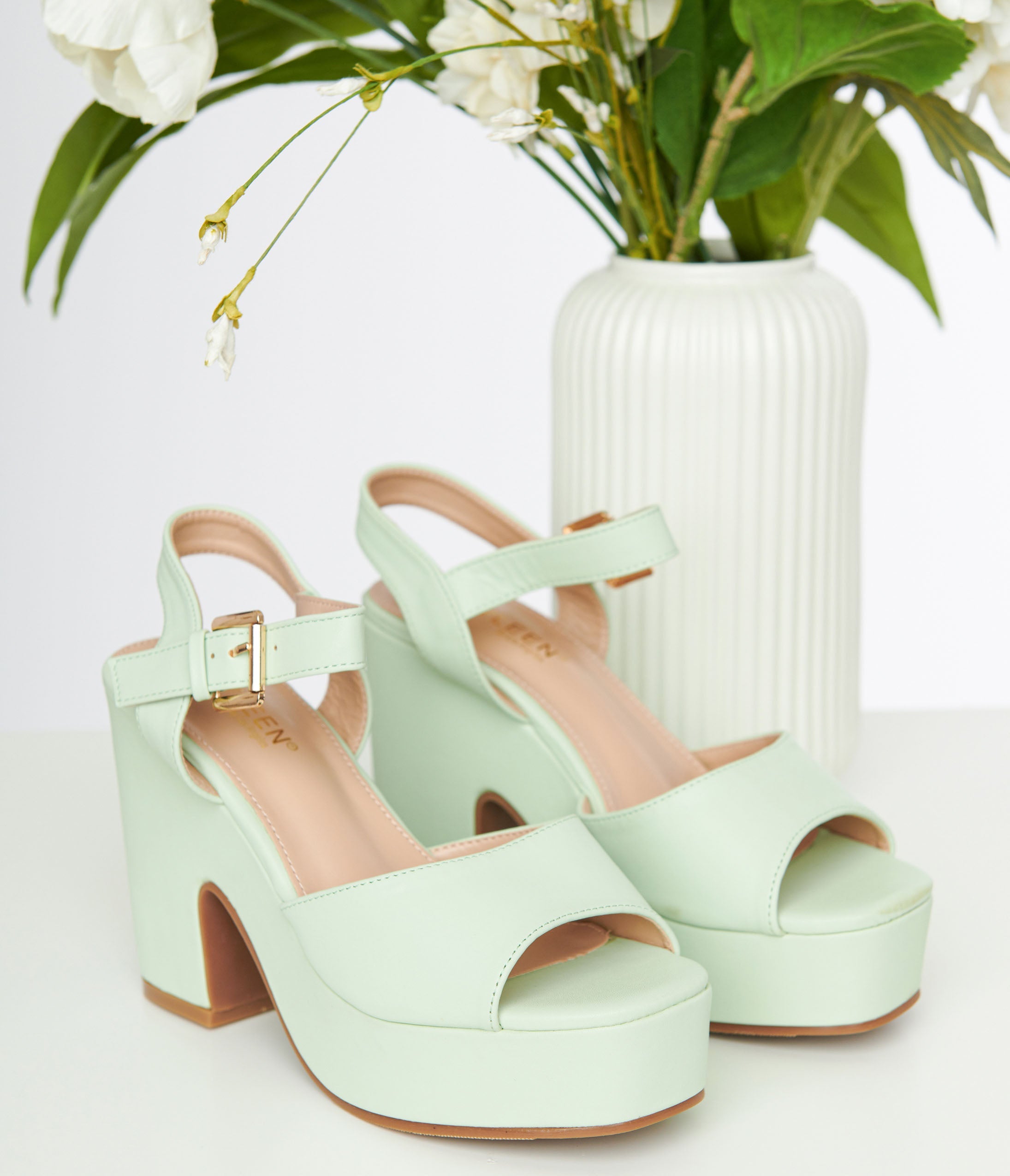 

1970S Mint Green Leatherette Platform Heels