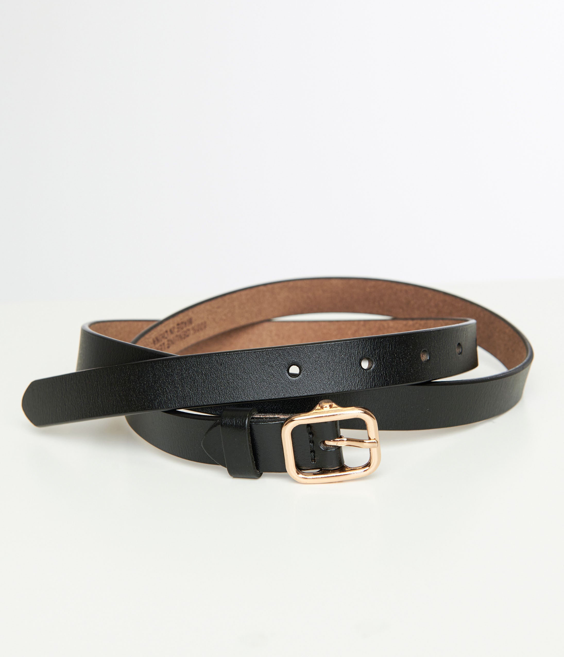 

Black Skinny Leatherette Belt