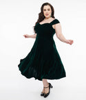 Plus Size Sweetheart Velvet Swing-Skirt Back Zipper Pocketed Short Sleeves Sleeves Off the Shoulder Dress