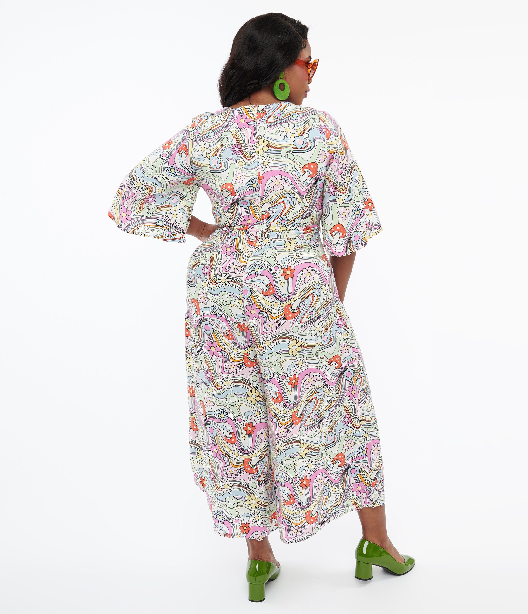 Hell Bunny Plus Size 1960s Pastel Rainbow Hazy Daze Floral Jumpsuit(2X)