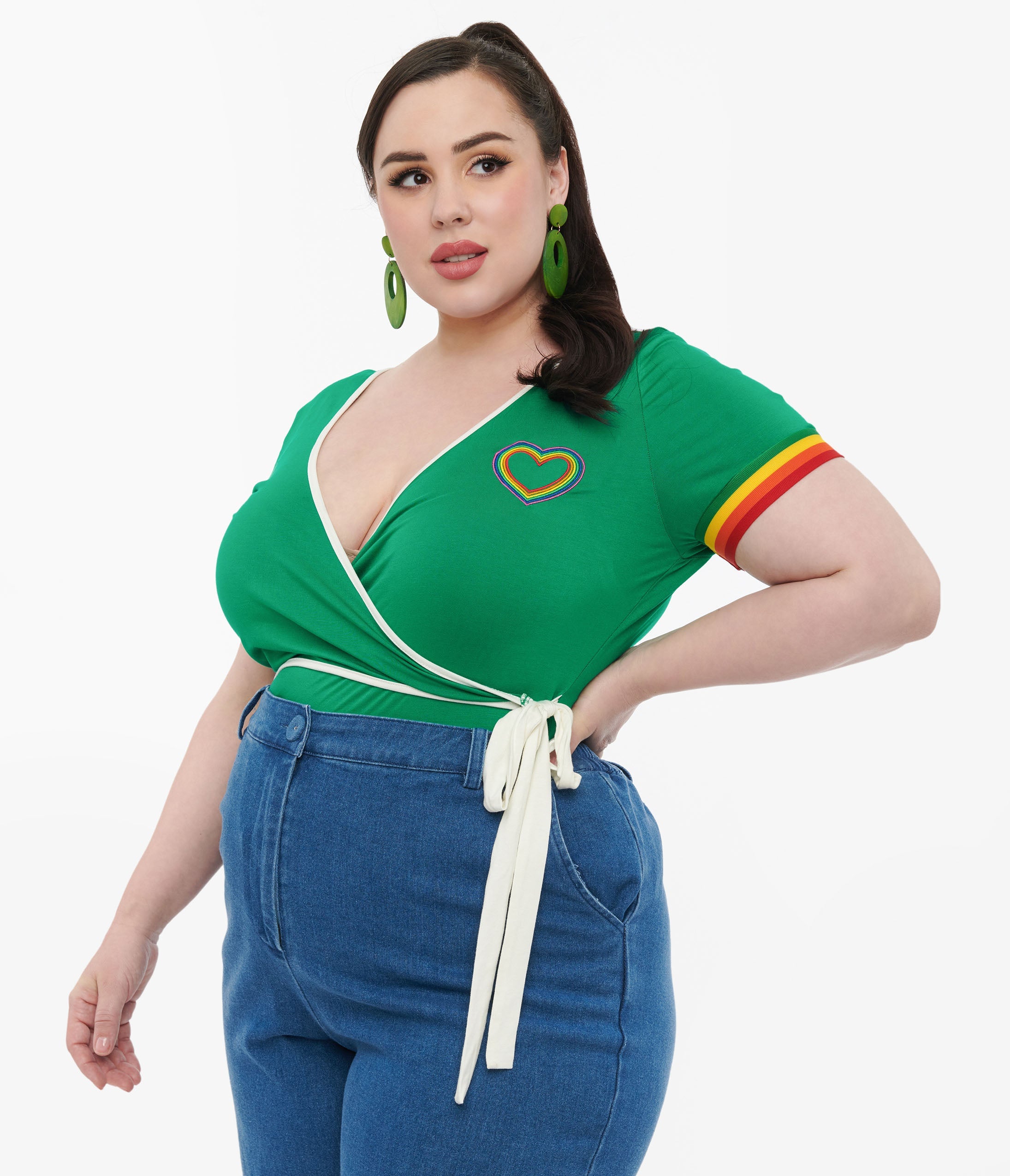 

Unique Vintage Plus Size 1970S Green & Rainbow Heart Surplice Bodysuit