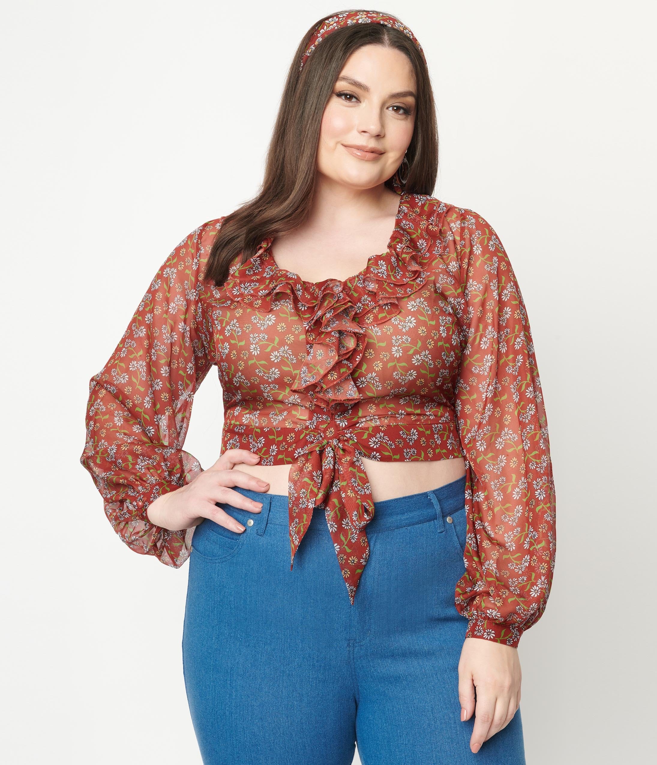 

Unique Vintage Plus Size 1970S Rust & White Floral Ruffled & Ready Crop Top