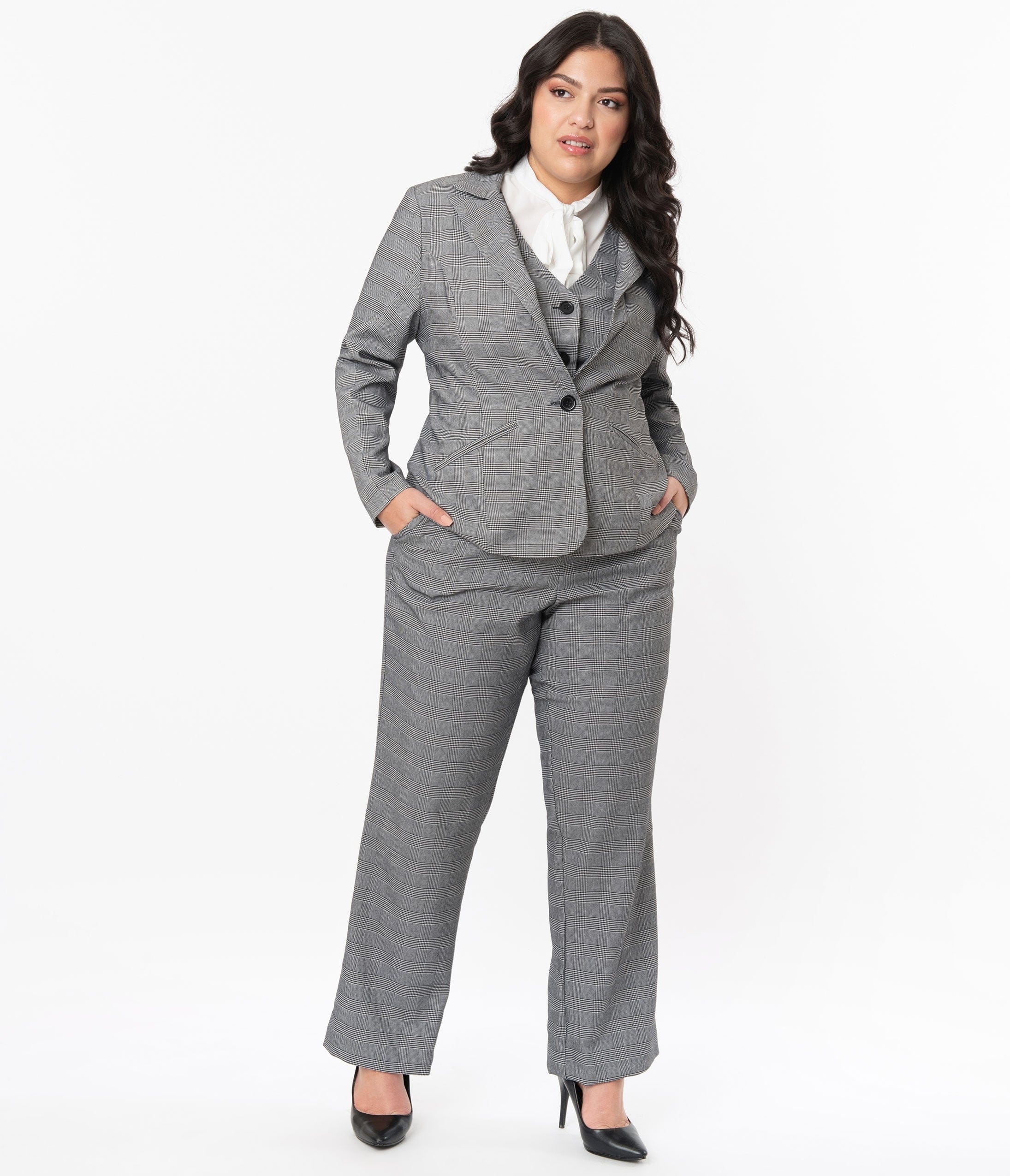 women's plus size pinstripe pant suit