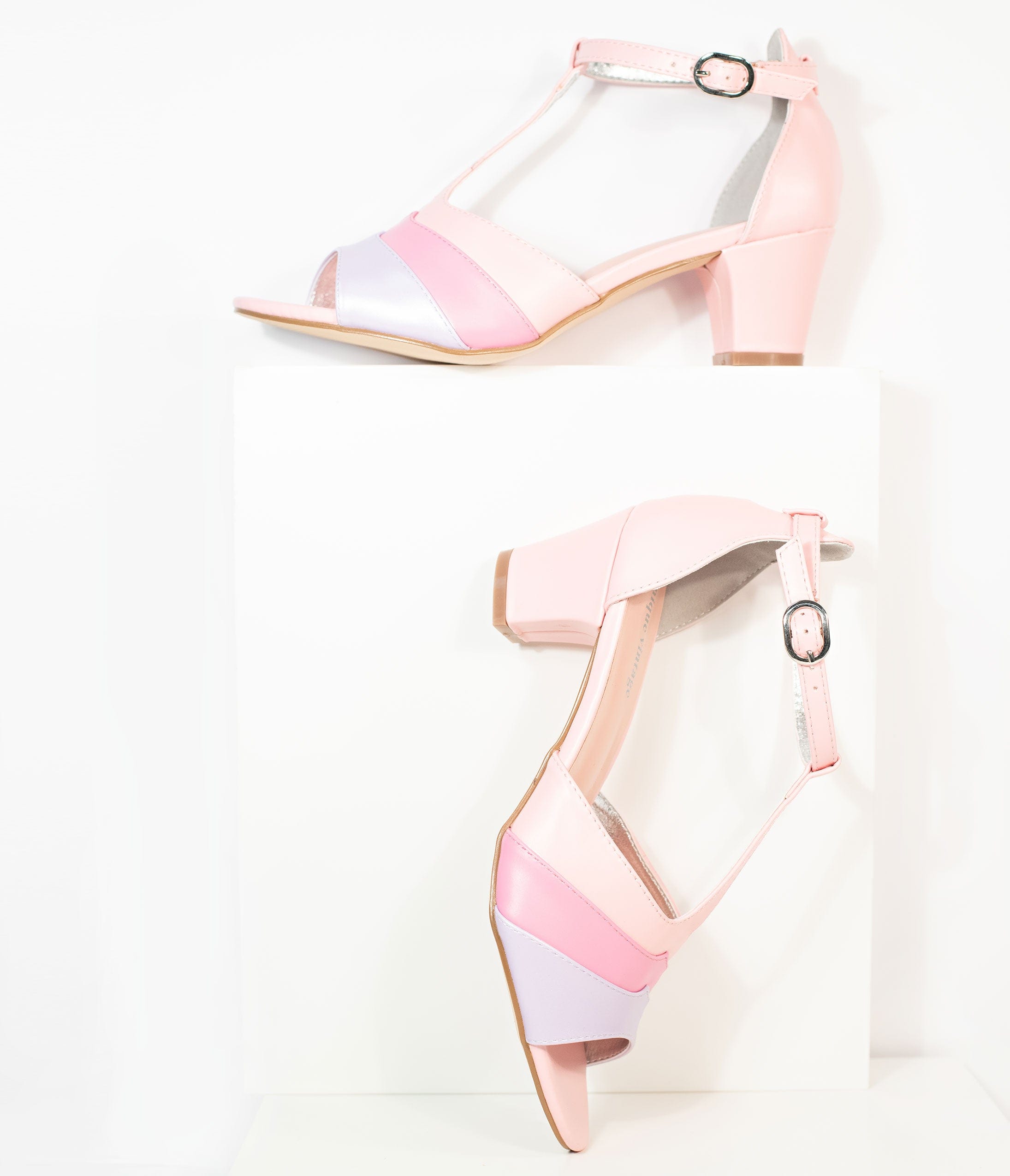 Girl/'s Lace Pearl T-strap Flat Sandal Shoes Color Mint or white Close Toe