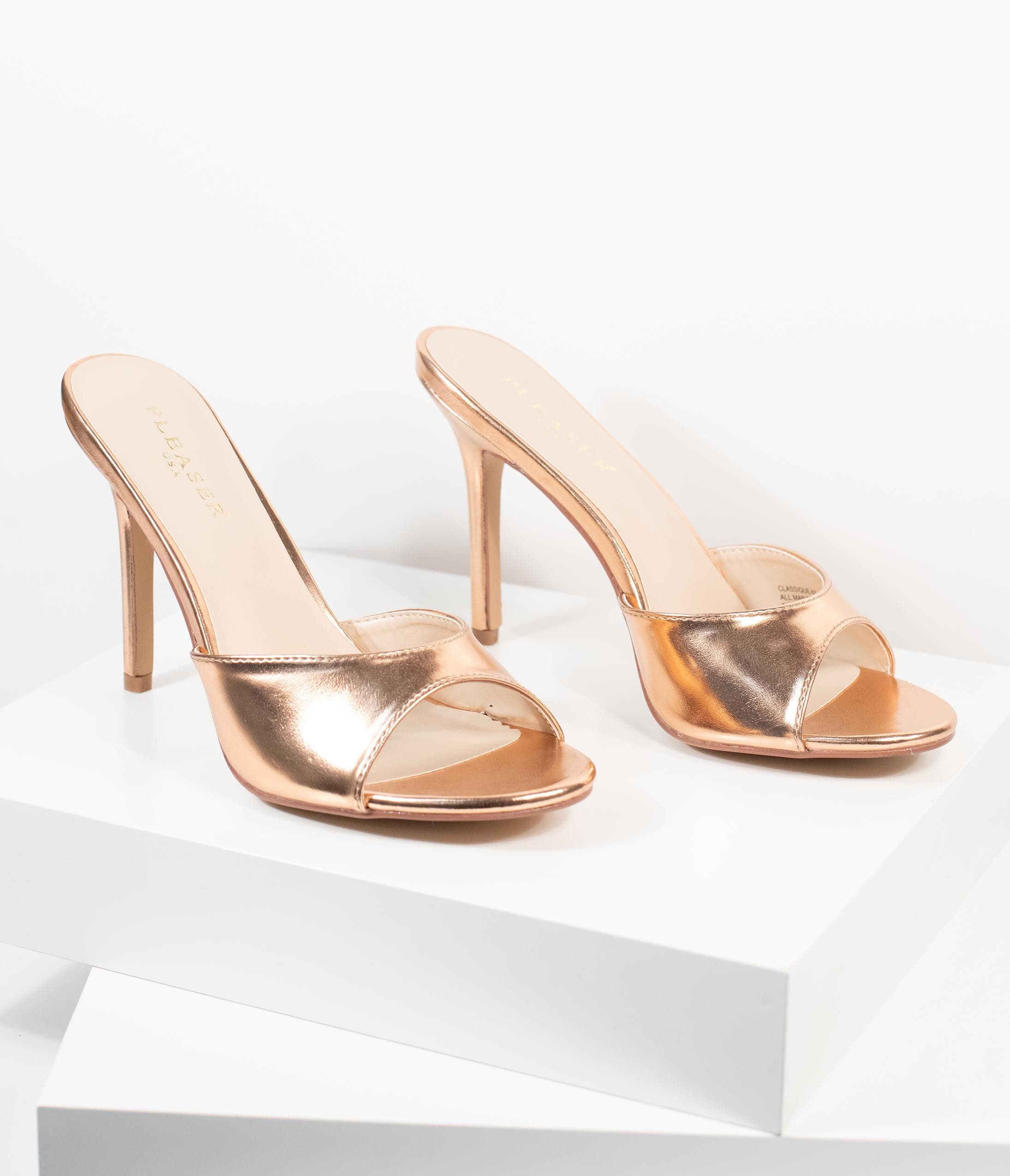 Buy > rose gold heels closed toe > in stock