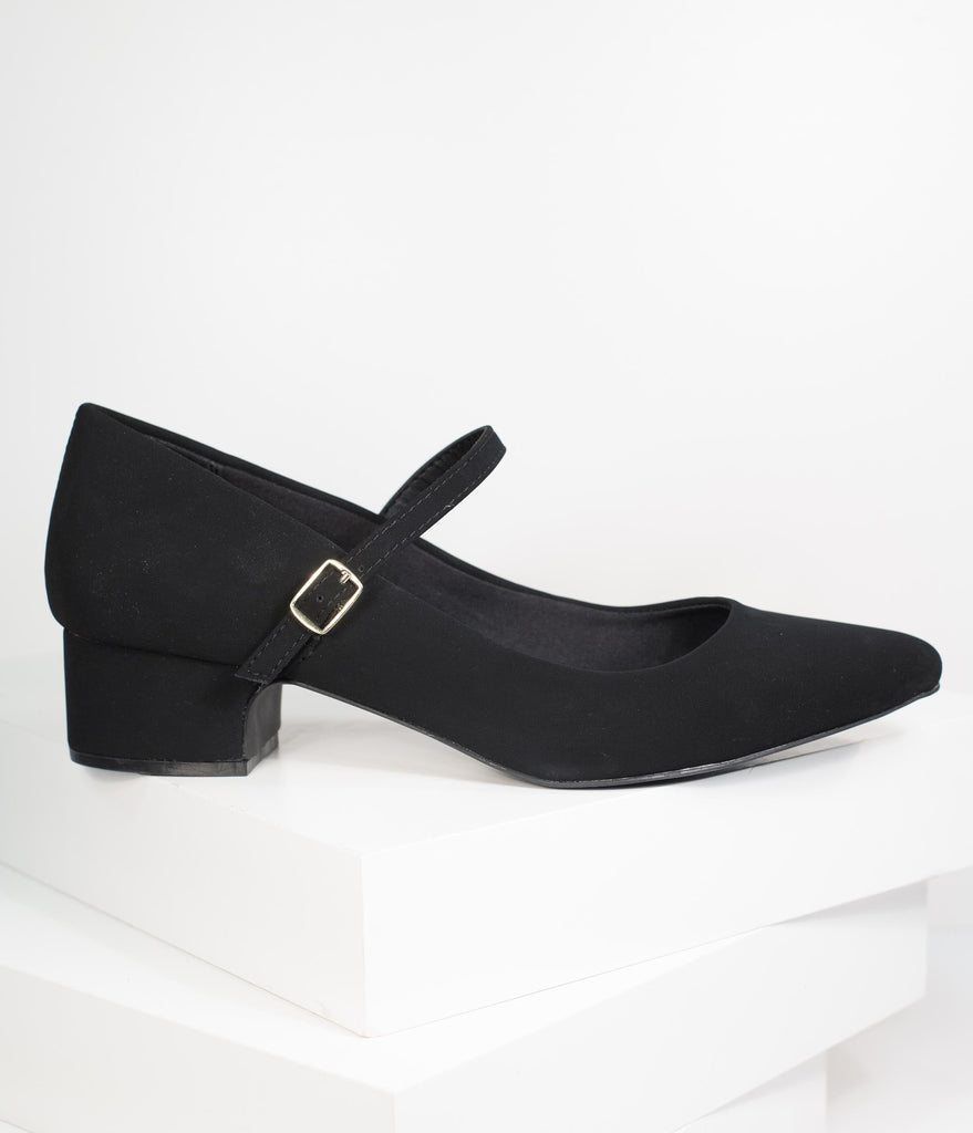 pointed toe mary jane