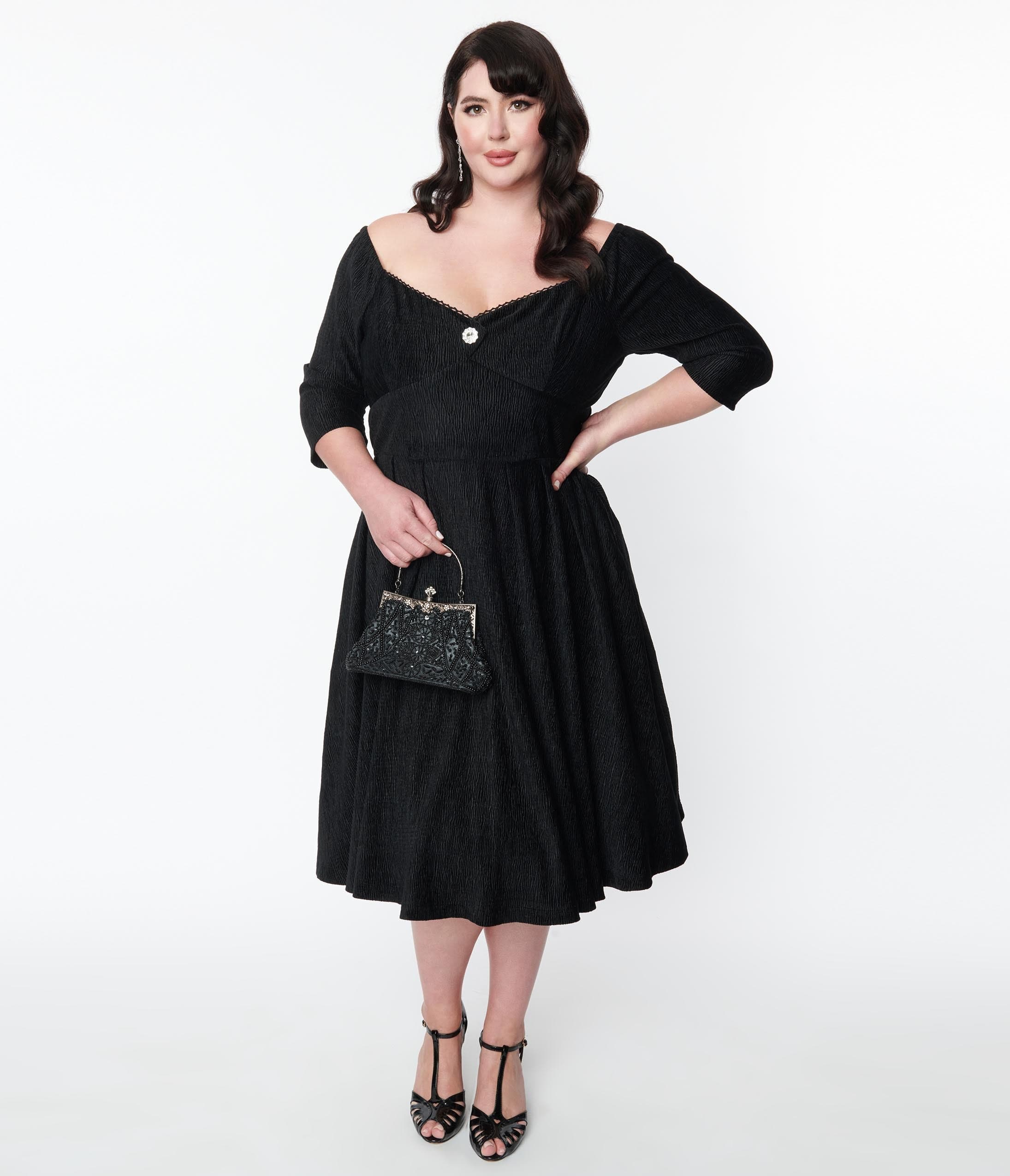 

Unique Vintage Plus Size Black Velvet Lamar Swing Dress