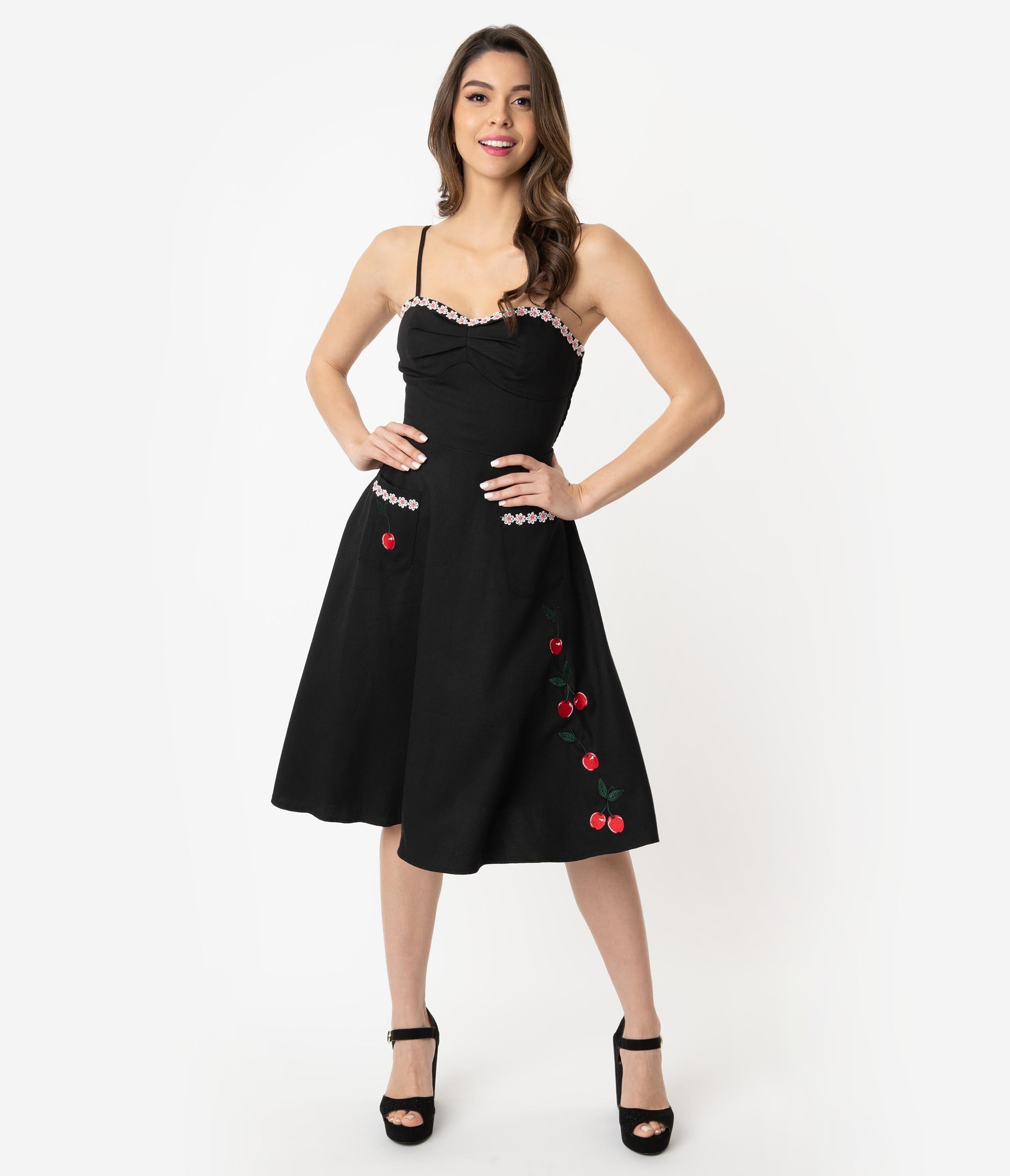 

Voodoo Vixen 1950S Black Daisy & Cherry Embroidered Layla Swing Dress