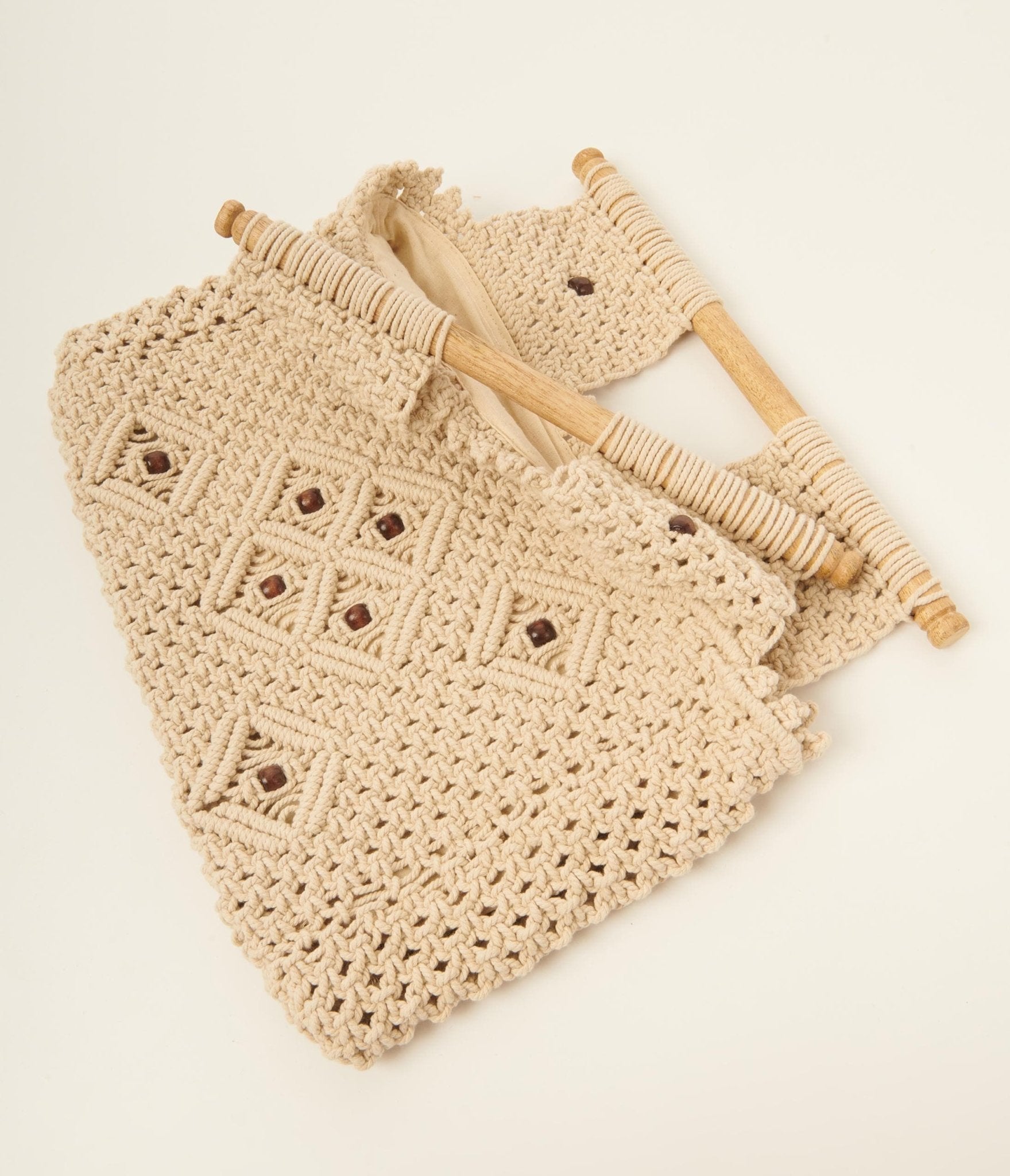 

Beige Beaded Knit Handbag