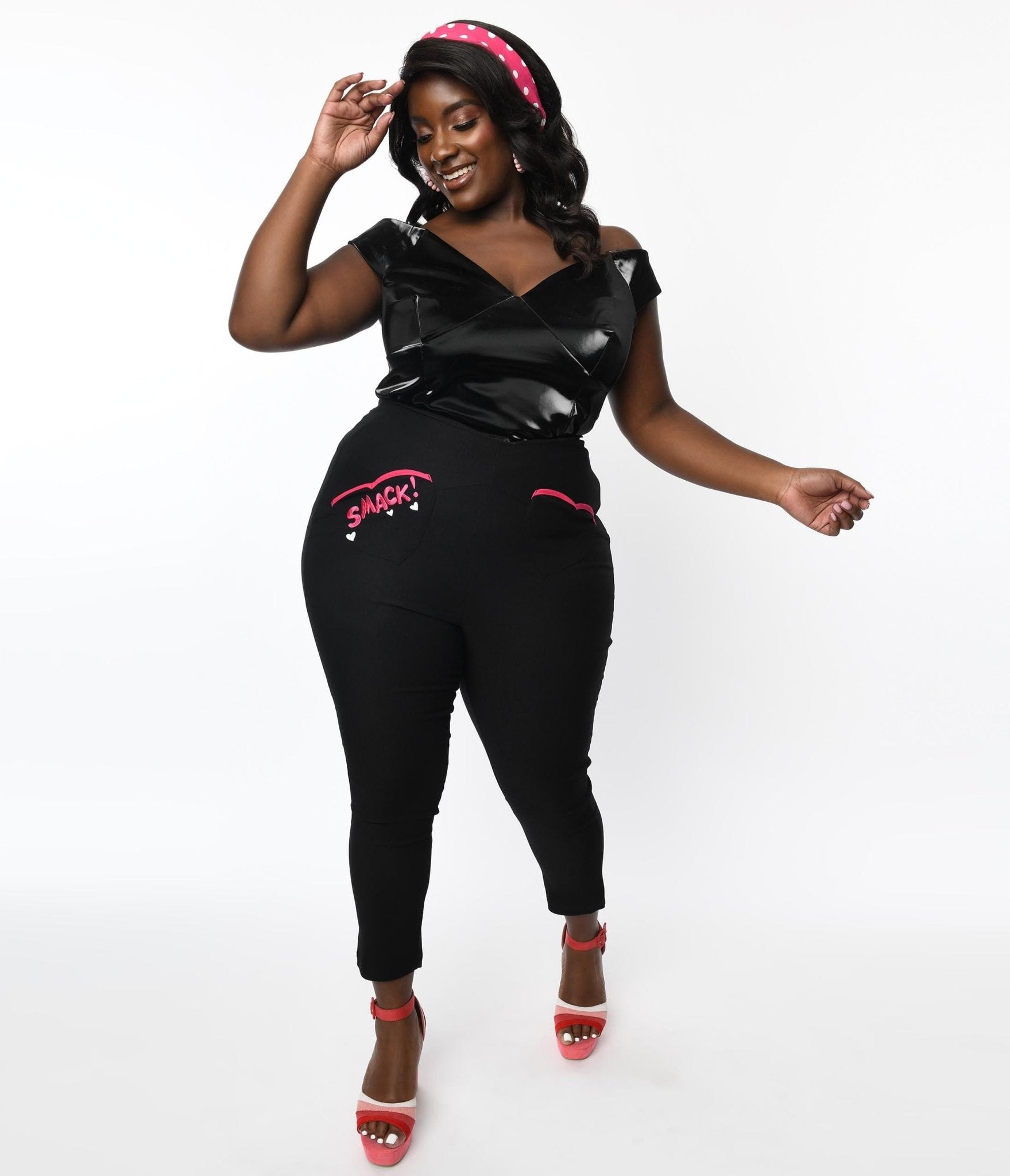 

Betty & Veronica X Unique Vintage Plus Size Black Heart & Smack Crop Pants