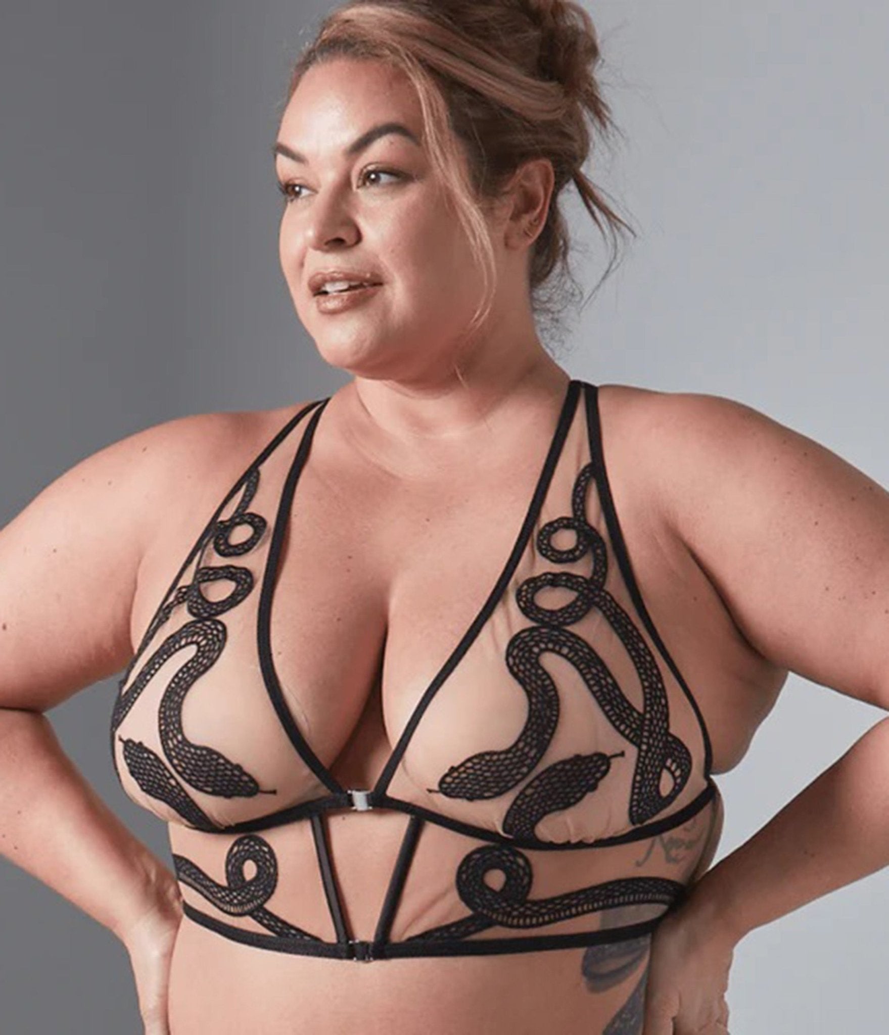 Mocha Deep Plunge V-Wire Longline Vivienne Bustier Bra – Unique Vintage