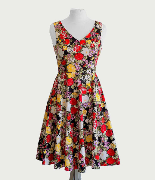 V-neck Pocketed Back Zipper Swing-Skirt Summer Floral Print Sleeveless Dress