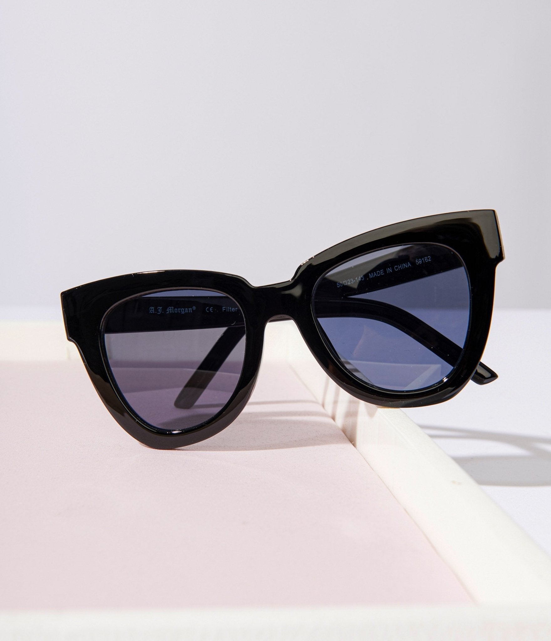 

Black Retro Cat Eye Standard Sunglasses