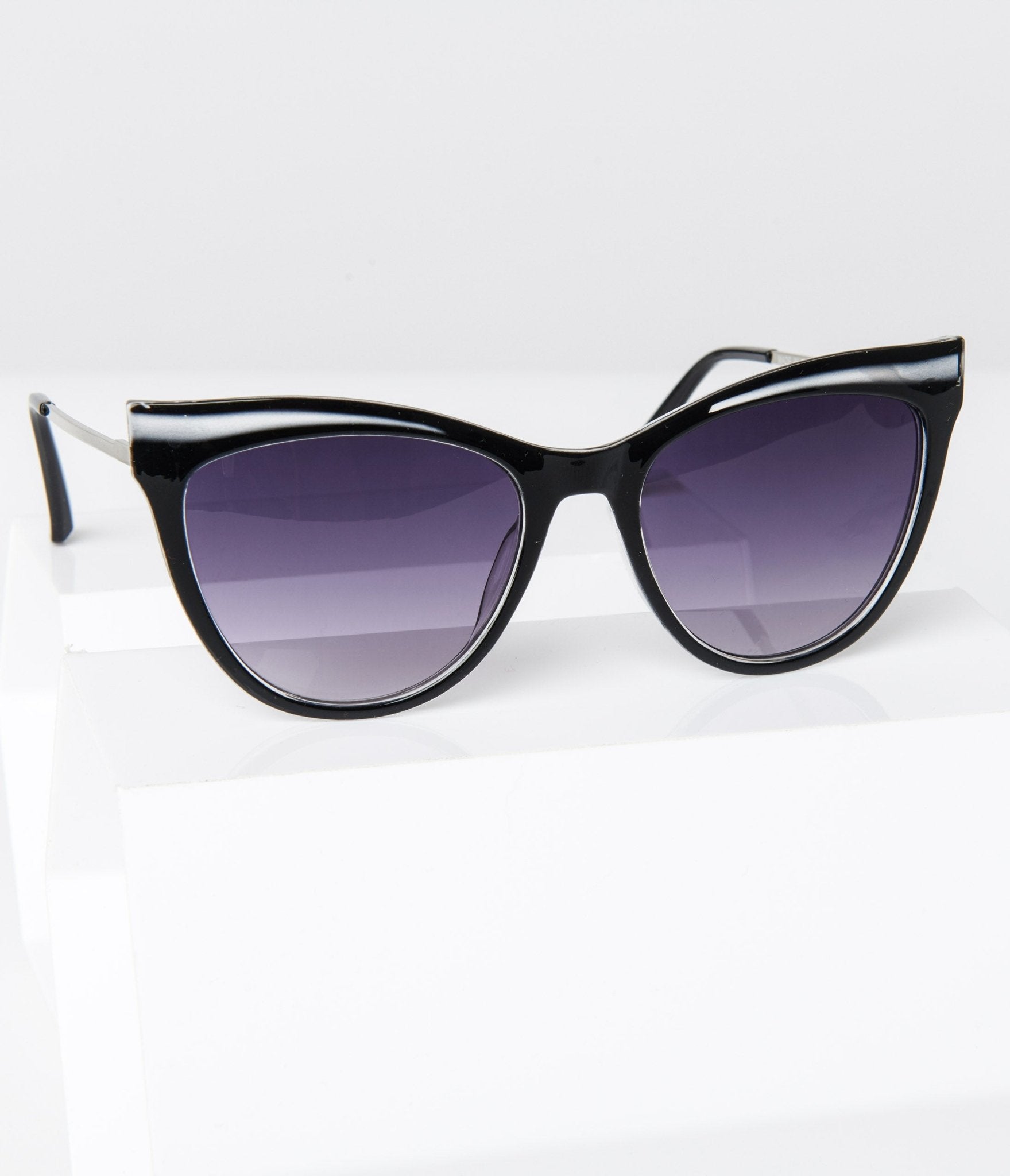 

Black Tinted Round Cat Eye Sunglasses
