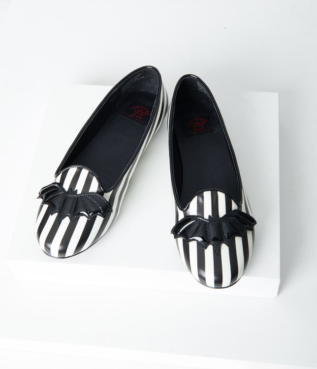 https://cdn.shopify.com/s/files/1/2714/9310/products/black-white-striped-bat-mary-jane-flats-493403_750x750.jpg?v=1703093950