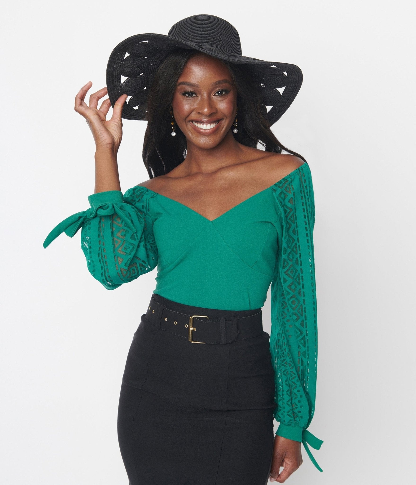 

Green Geometric Off The Shoulder Top