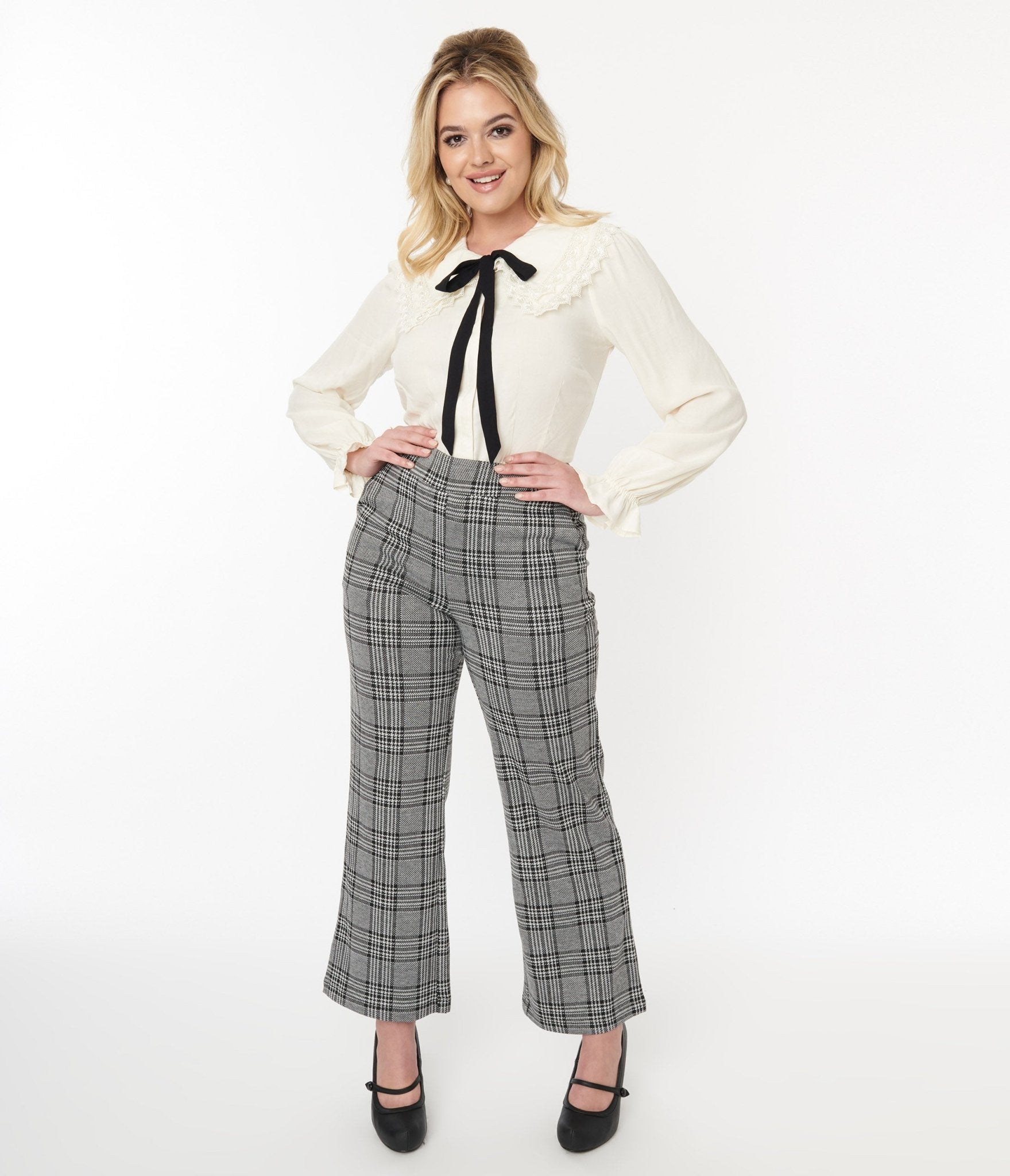 

Grey & Black Plaid Stretch Woven Pants