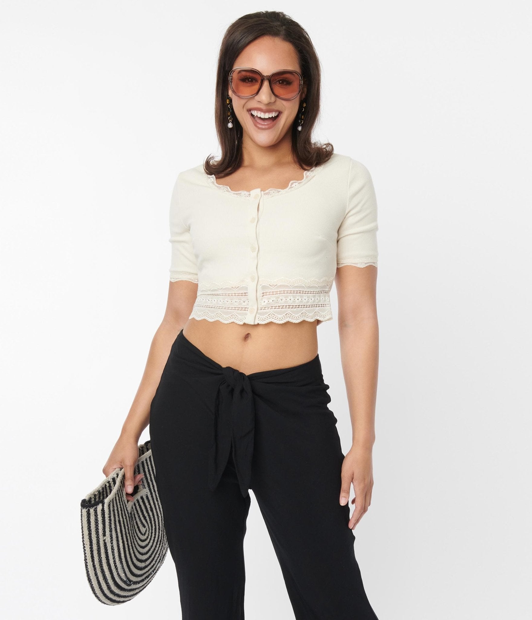 

Ivory Scallop Lace Knit Crop Top