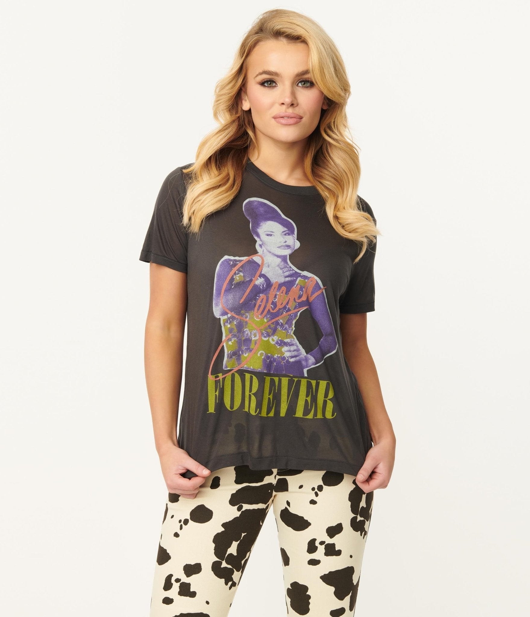 

Junk Food Selena Forever Unisex Graphic Tee