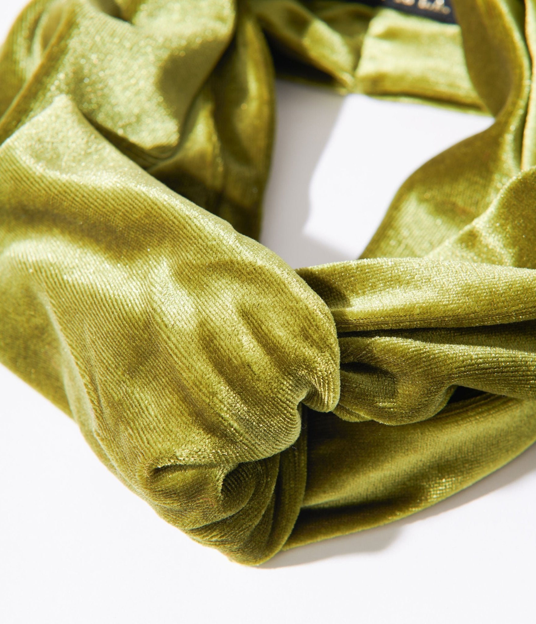 Luxurious Olive-green Velvet Head Model, Can Pinnable Cloth Head