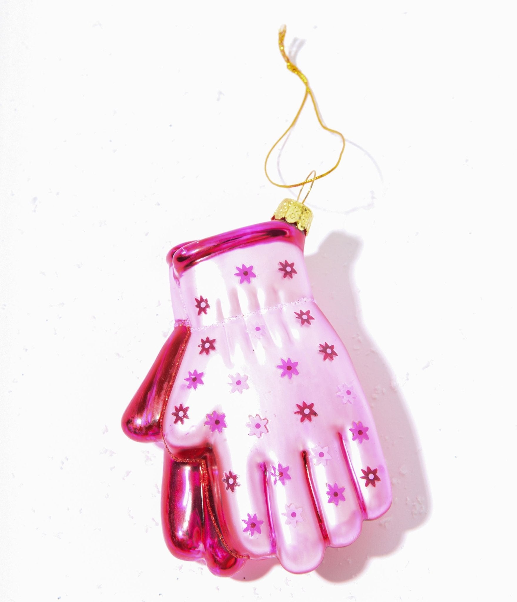 https://cdn.shopify.com/s/files/1/2714/9310/products/pink-gardening-gloves-glass-ornament-619032.jpg?v=1703096645