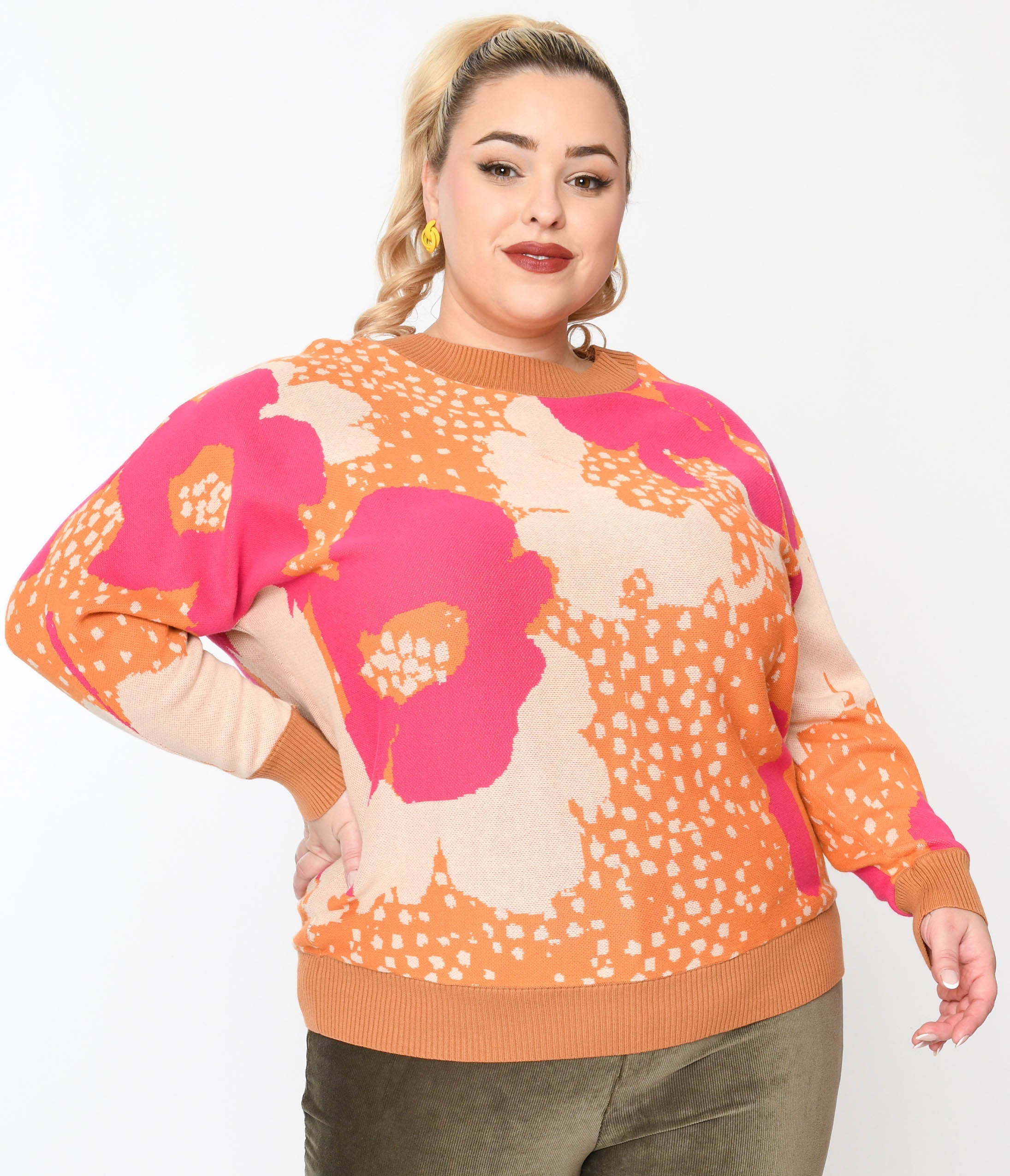 

Plus Size 1970S Rust Orange & Fuchsia Floral Knit Sweater