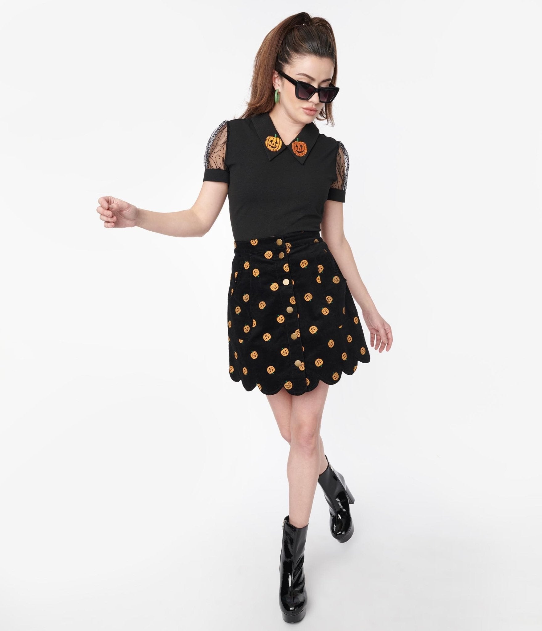 

Smak Parlour 1970S Black Corduroy & Pumpkin Stamp Campus Mini Skirt