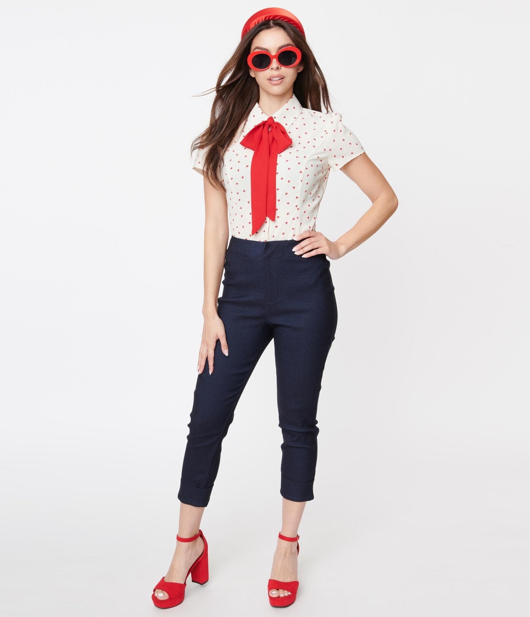 

Smak Parlour Dark Denim Heart Pocket Smarty Pants Capris