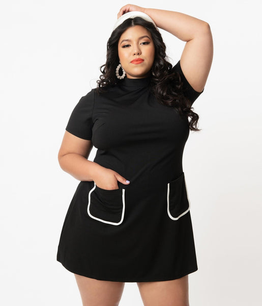 Plus Size A-line Turtleneck Piping Fitted Pocketed Short Sleeves Sleeves Above the Knee Knit Dress