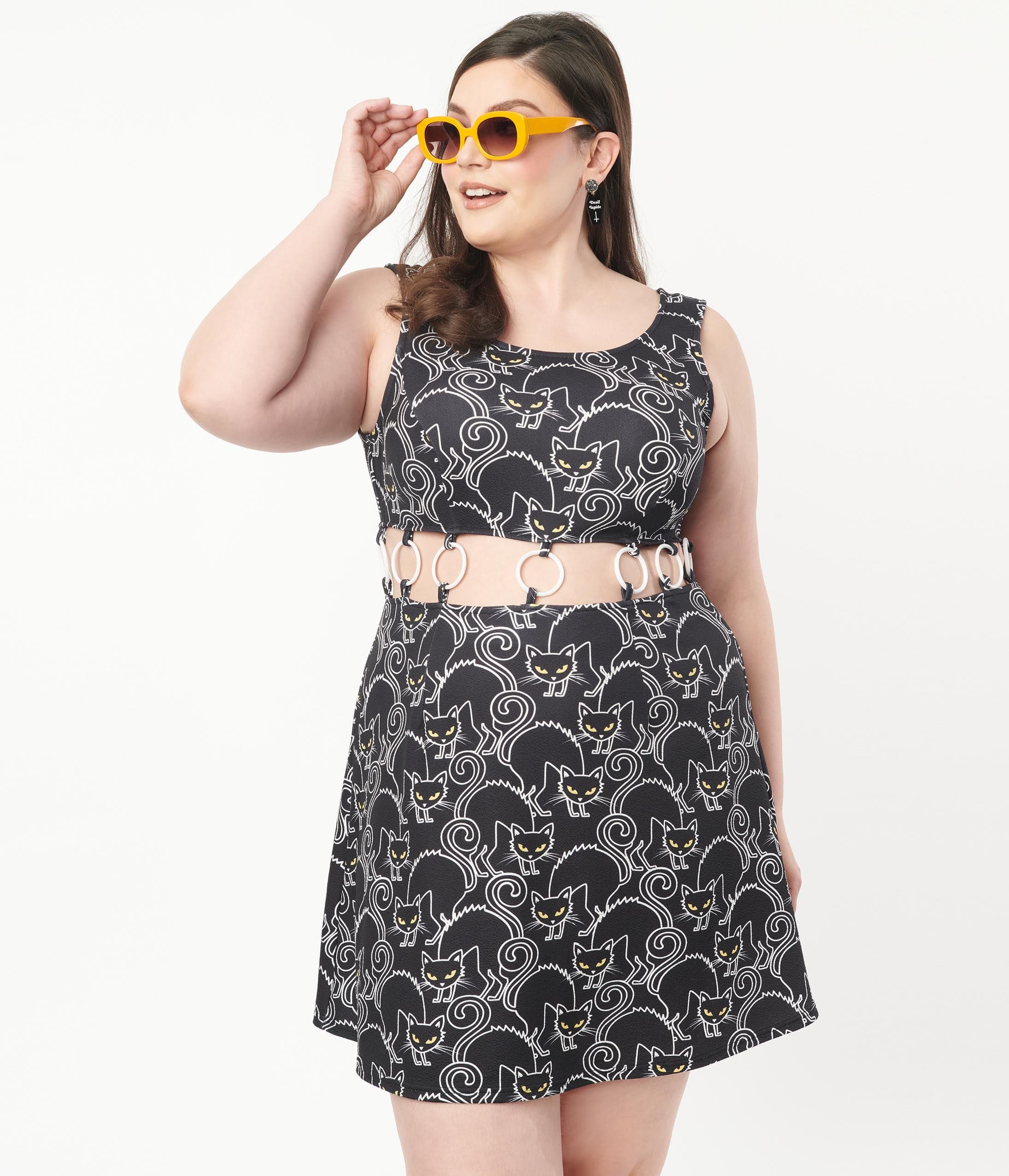 

Smak Parlour Plus Size Black Scaredy Cat Gettin Groovy Dress