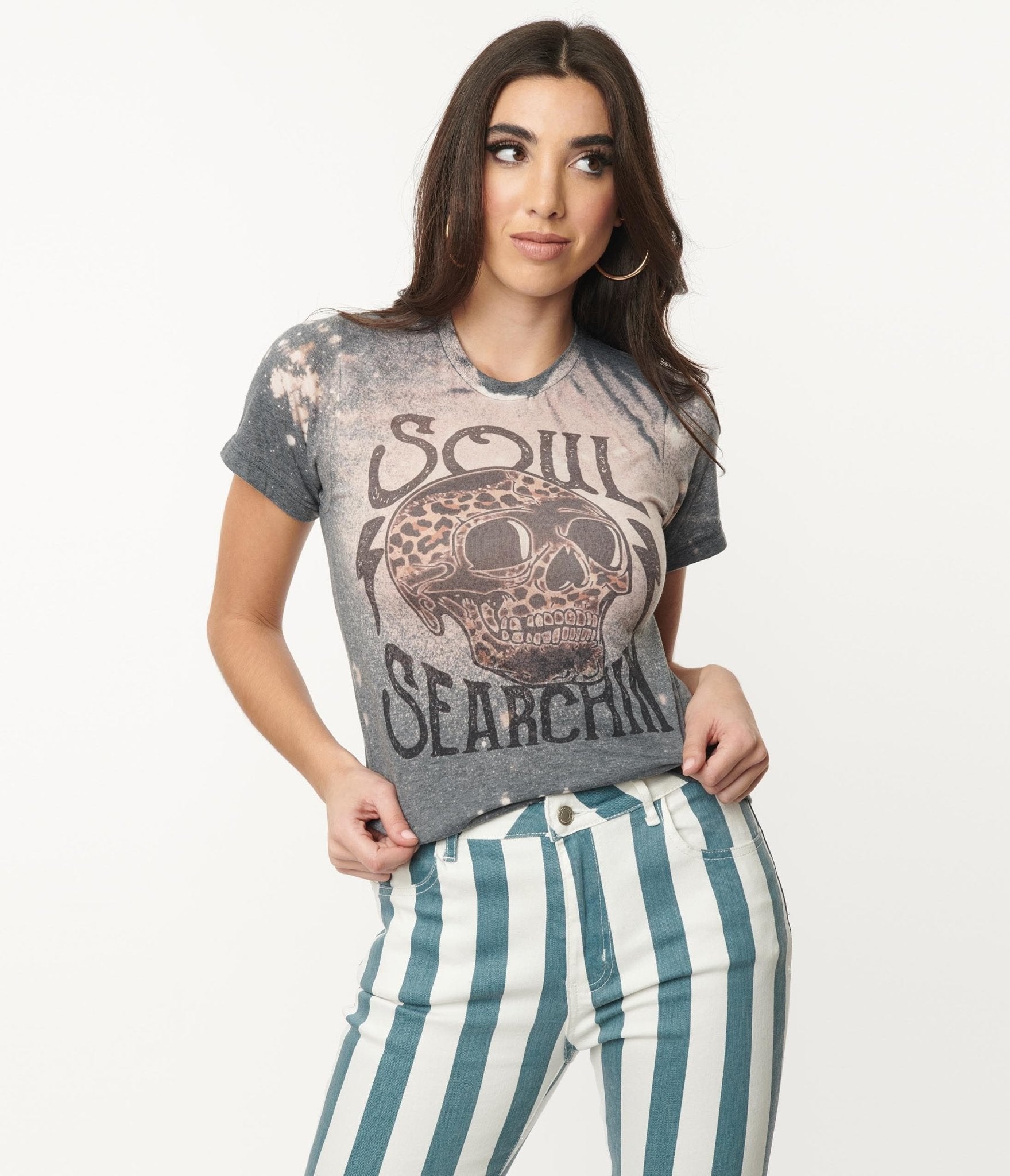 

Soul Searching Skull Bleached Fitted Graphic Tee